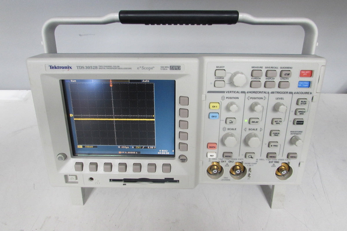 Tektronix TDS3052B Digital Storage Oscilloscope 500MHZ, 5GS/s w/ 1 P6139A ,  include a fresh CALIBRATION