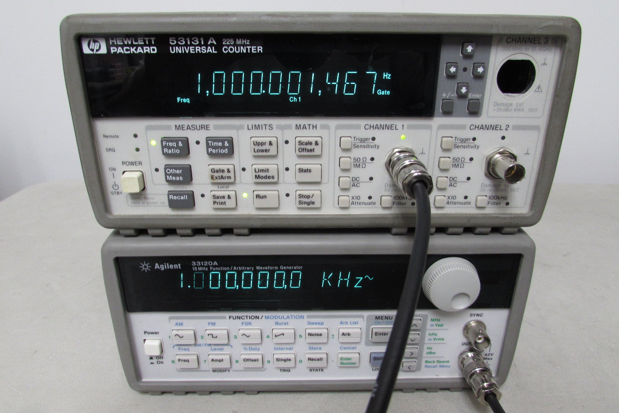 Agilent 33120A Function/Arbitrary Waveform Generator, 15 MHz – COGWELL