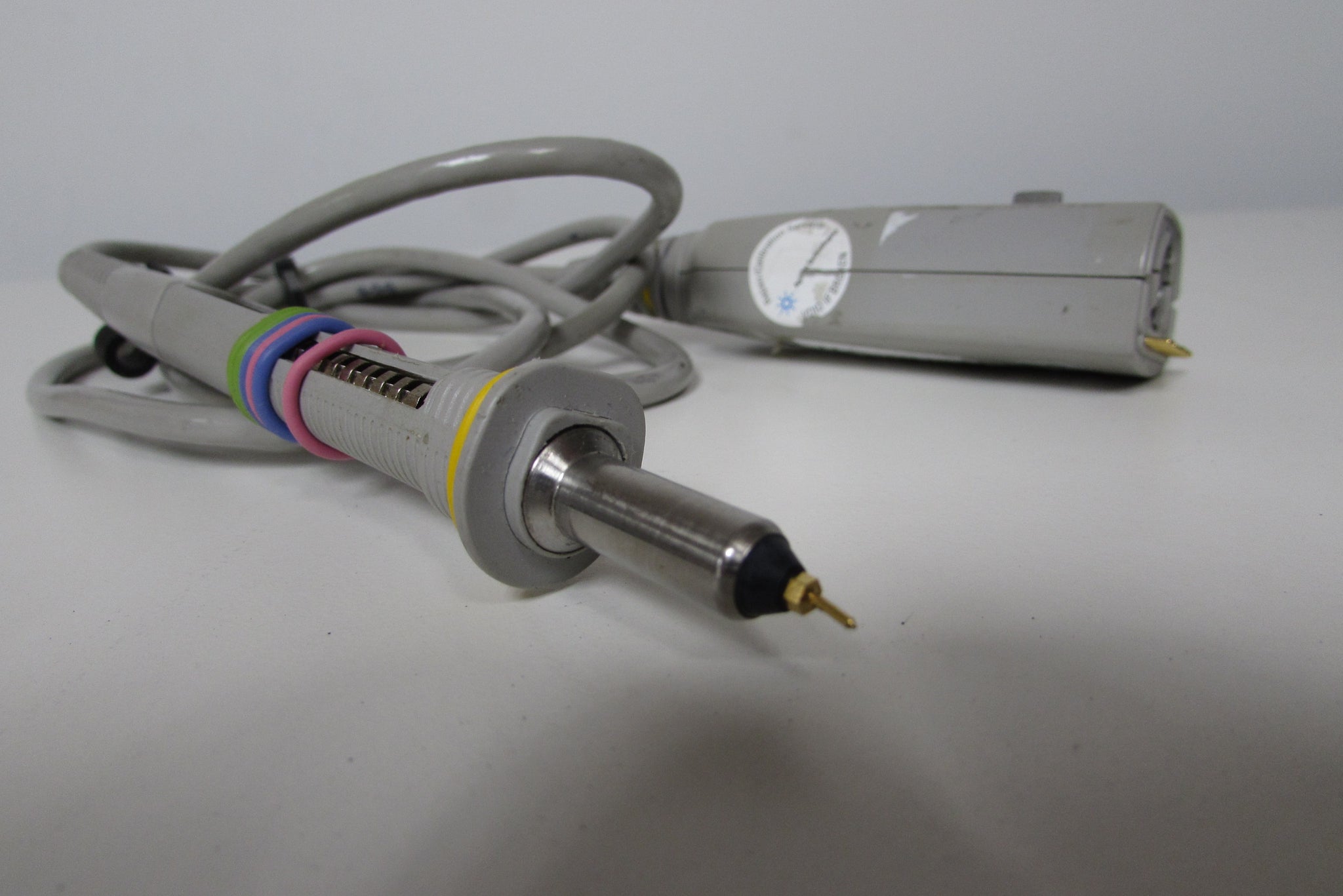 Agilent 1152A Active Oscilloscope Probe Gray 2.5GHz 100kΩ 0.6pF 