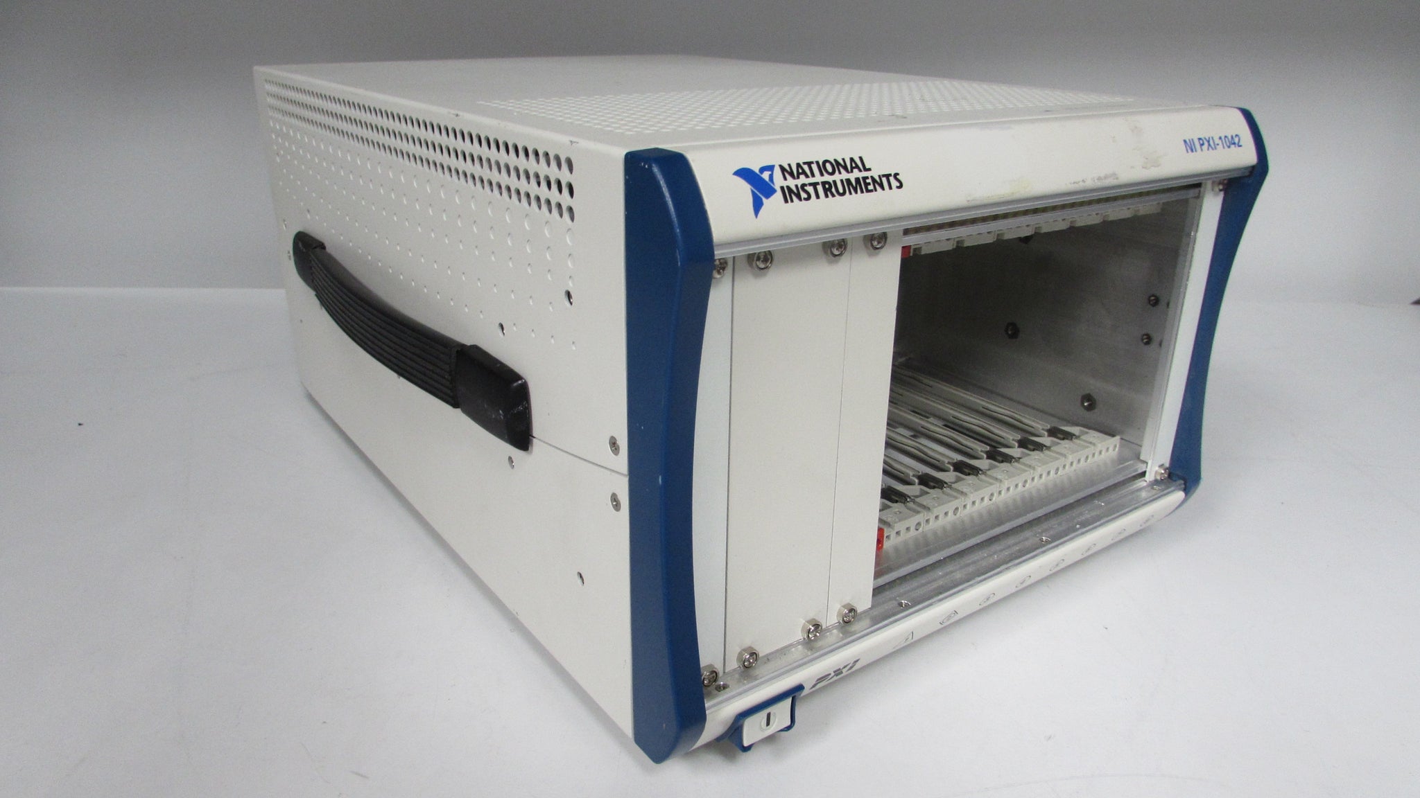 National Instruments NI PXI-1042, 8-slot PXI chassis – COGWELL