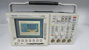 Tektronix TDS3034 Digital Storage Oscilloscope 300MHz, 2.5GS/s, 4ch w/ two P6139b, include a fresh CALIBRATION